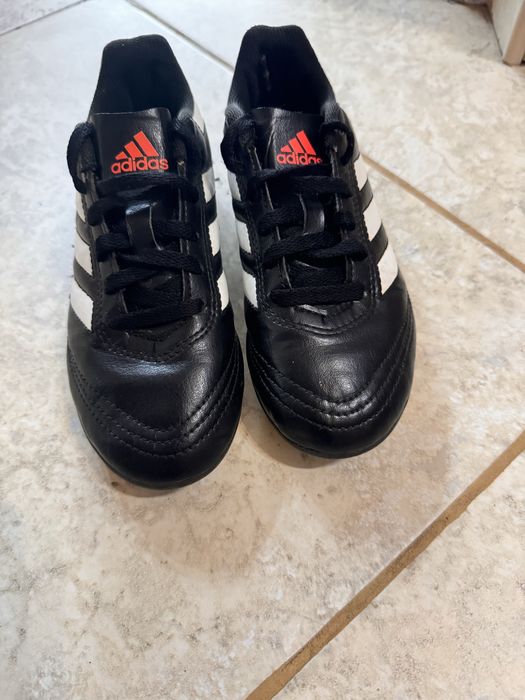Детски бутонки Adidas