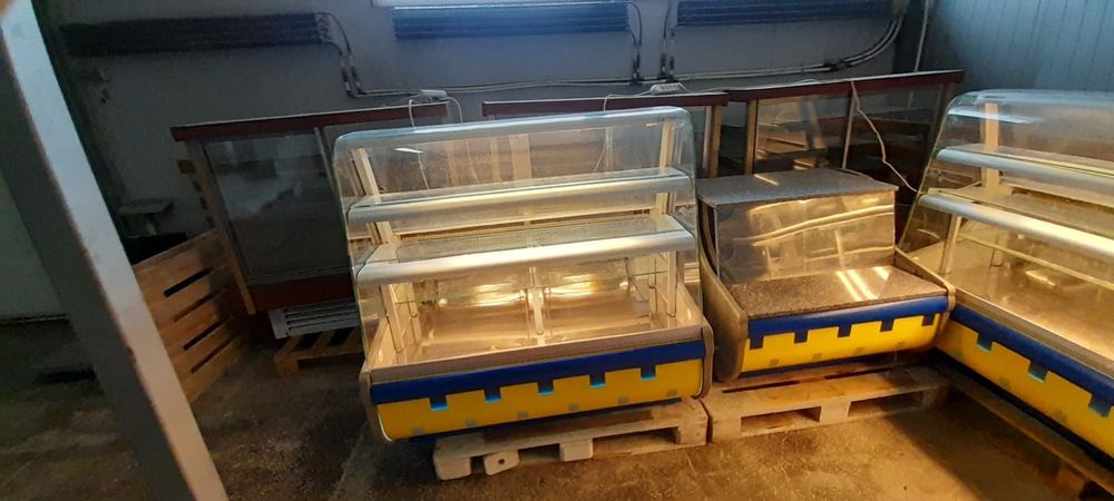 De vanzare  gama de vitrine rigorifice pentru branzeturi /salamuri/pes