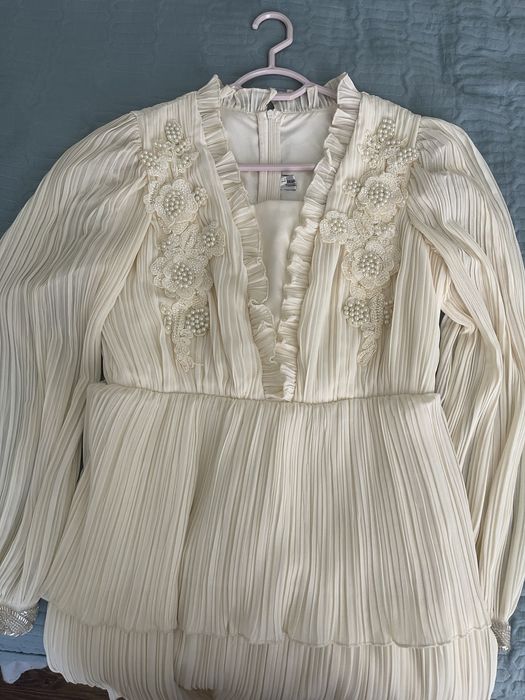 Продаётся платье.