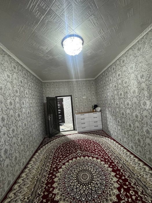 Zarafshon shahar 14mkr 26dom 38kv 1xonali uy srochno sotiladi