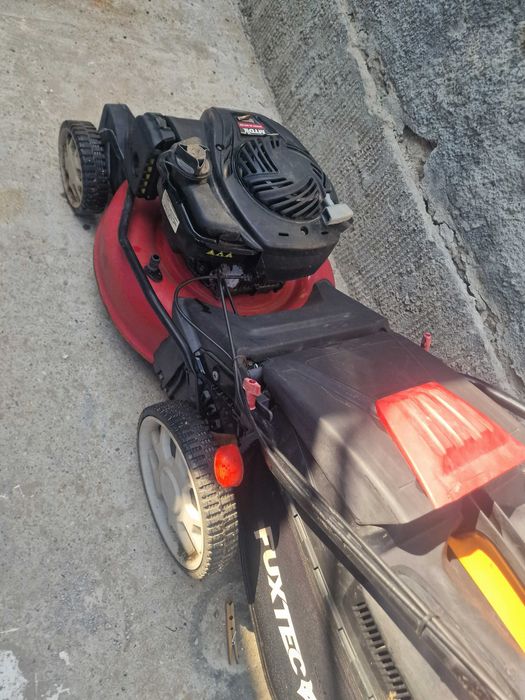 Masina de tuns iarba MTD pe benzina cu Tractiune si COS 3CP Perfecta