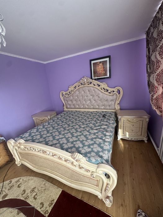 Продам кровать с тумбой и матрасом