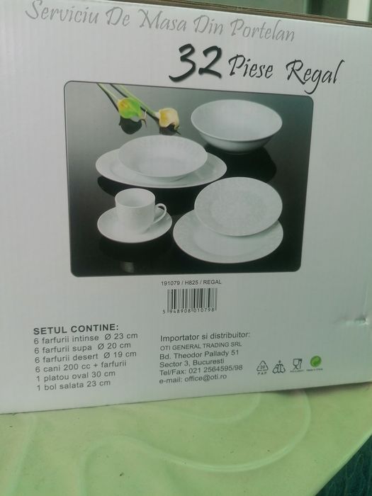 Serviciu de masă regal din porțelan OTI