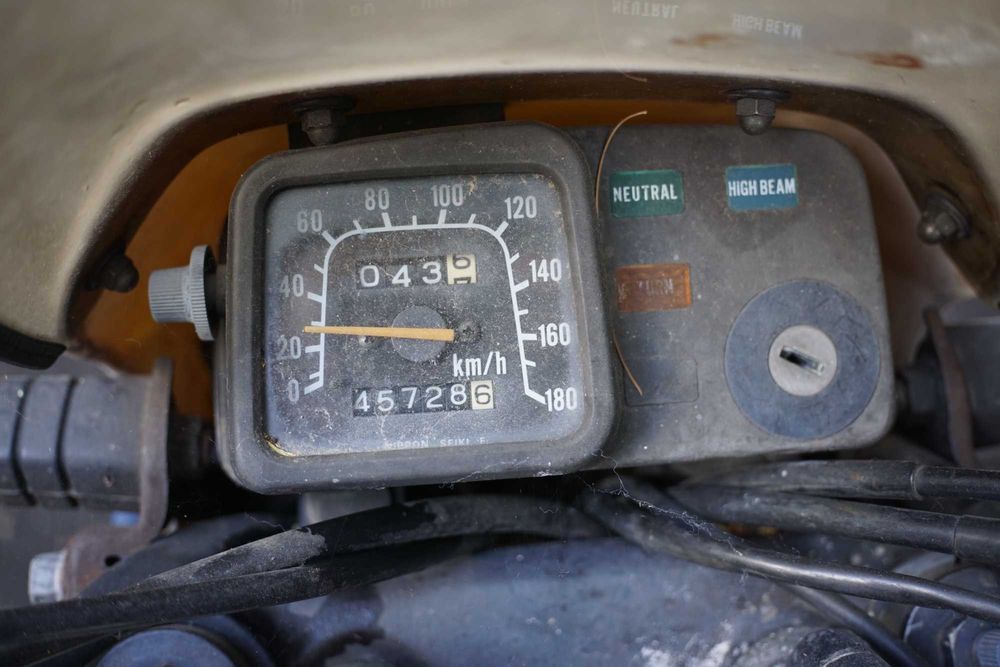 Suzuki DR600 Dakar 1986 - Legendă de Dakar, Proiect