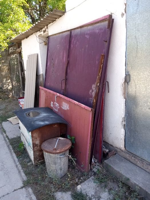 Продам бу ворота ширина 3.80см метров плюс калитка 1метр