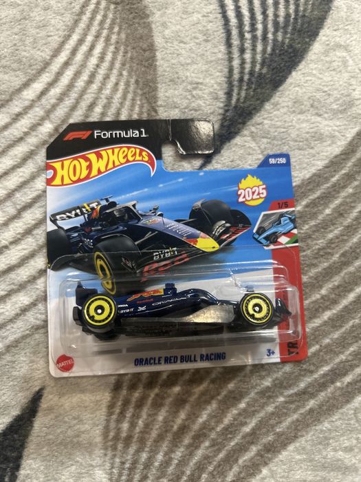 Hot wheels f1.  .
