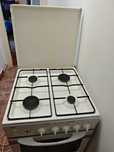 Aragaz Zanussi, rotisor, aprindere, timer ... perfect functional