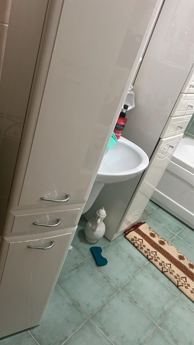 Шкаф для ванной комнаты