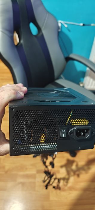 Vând sursă PC MSI MAG A650BNL, 80+ Bronze, 650W