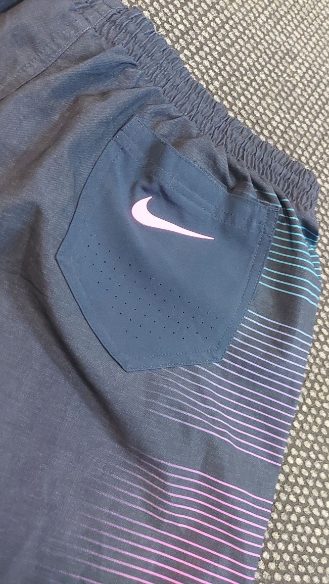 Nike бански без бандаж L размер