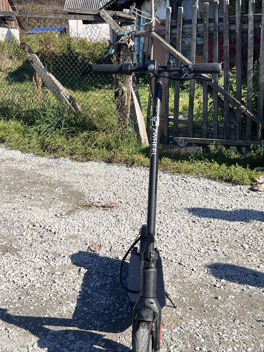 De vanzare trotineta Electrica Zwheel