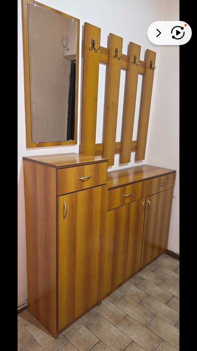 мебель прихожая, очень качественная.