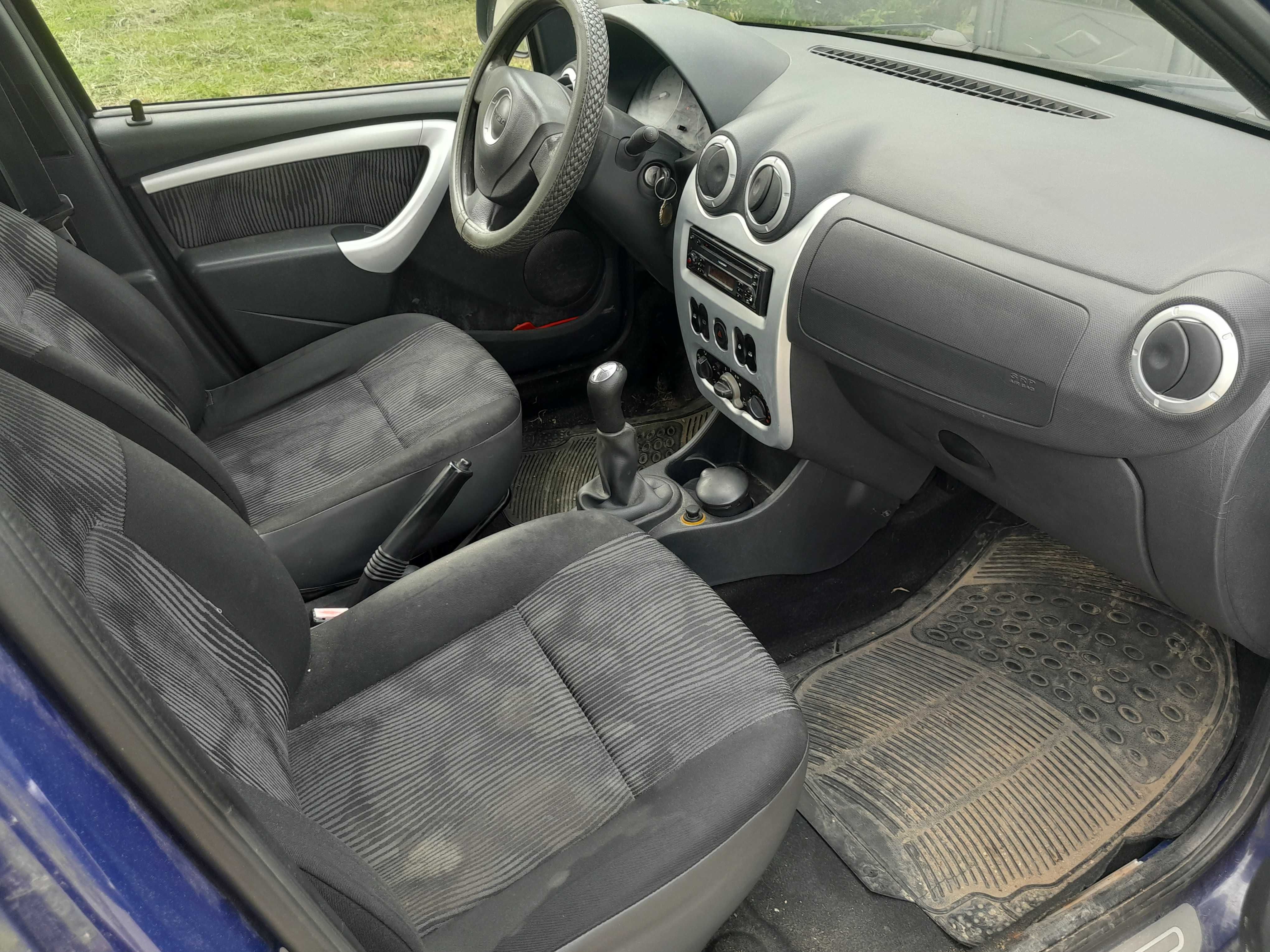 Vand Dacia Logan