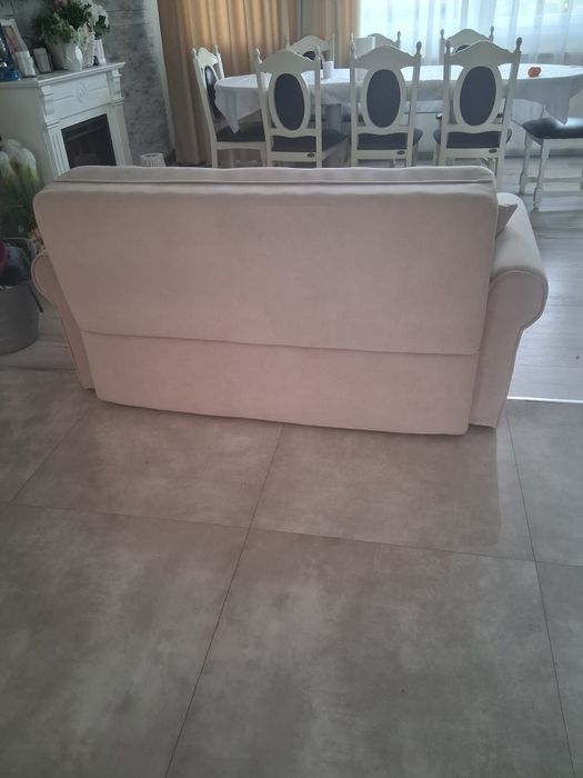 Canapea extensibila crem