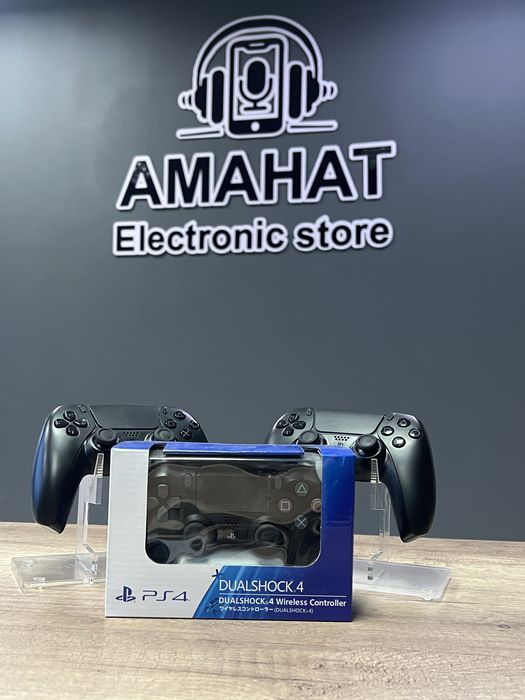 Игровой контроллер Sony PS4 Dualshock черный