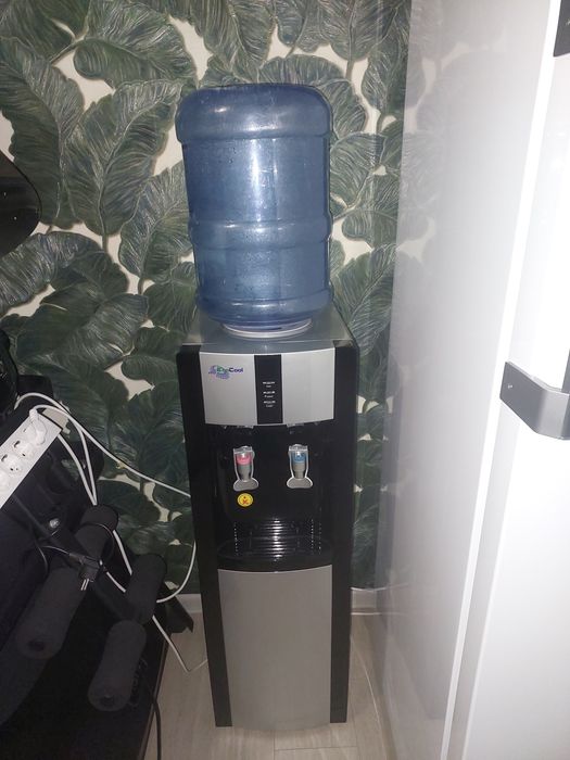 Продам куллер для воды