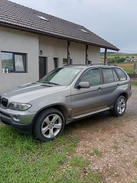 Vand sau schimb BMW X5.An 2004 ,218CP