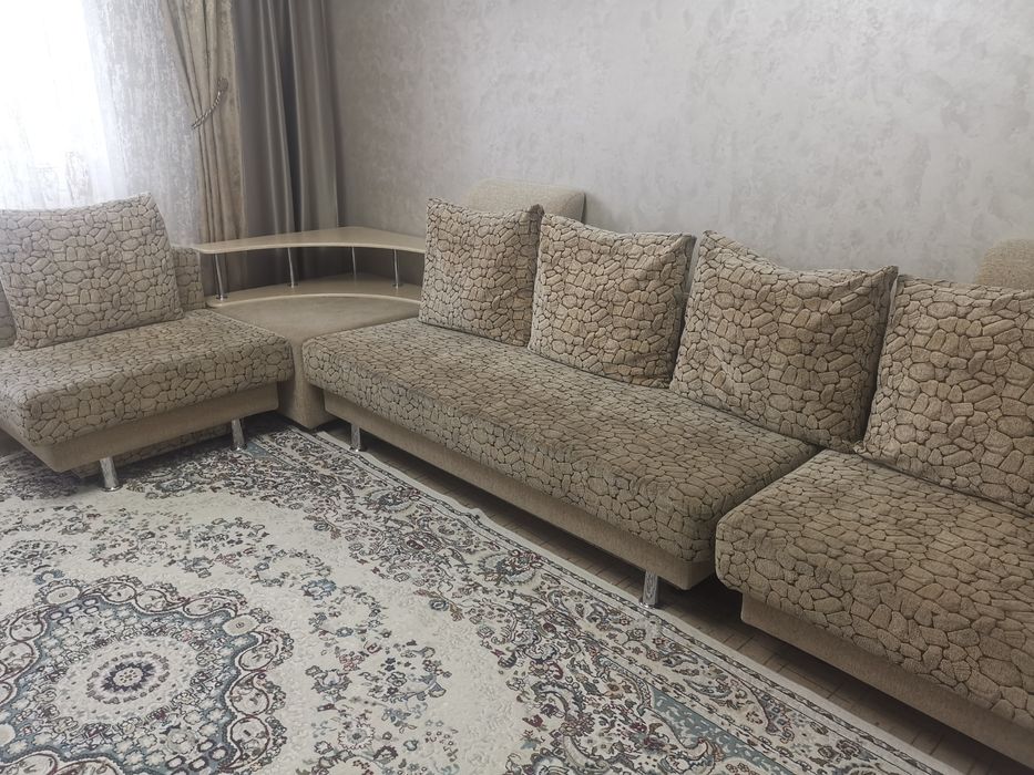 Диван угловой, прямой