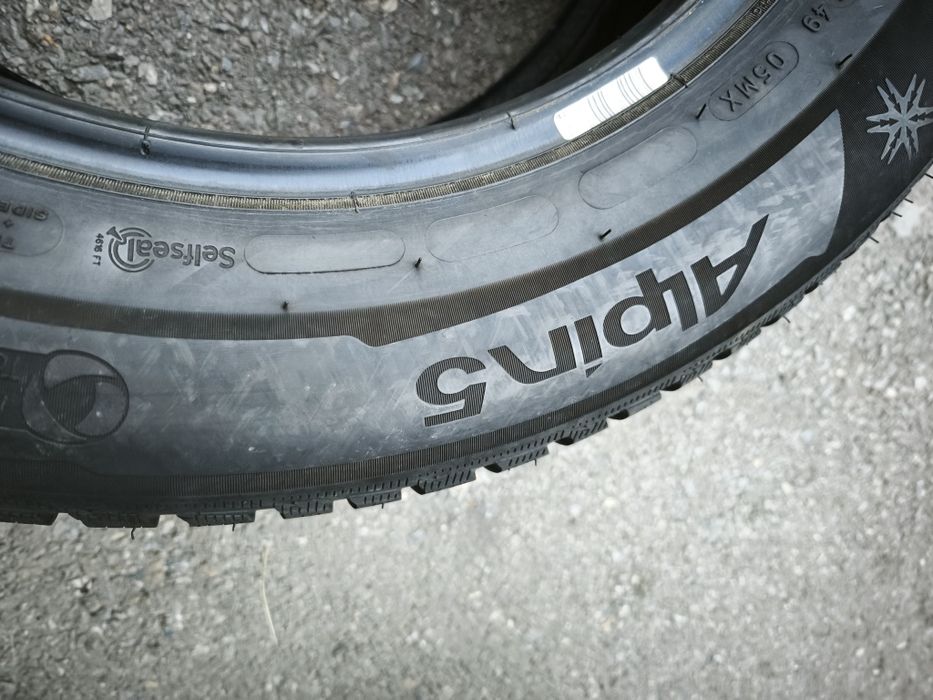 215/60/16" 2бр Michelin Alpin 5,dot4316,7mm