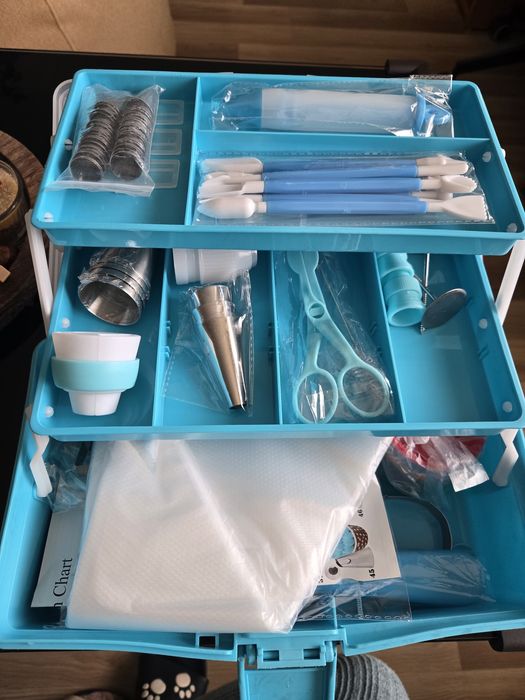 Комплект за декориране на сладкиши