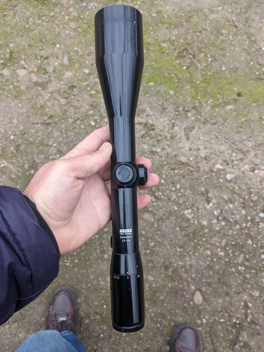 Vand luneta Zeiss 2,5-10x52 cu montura Steyr