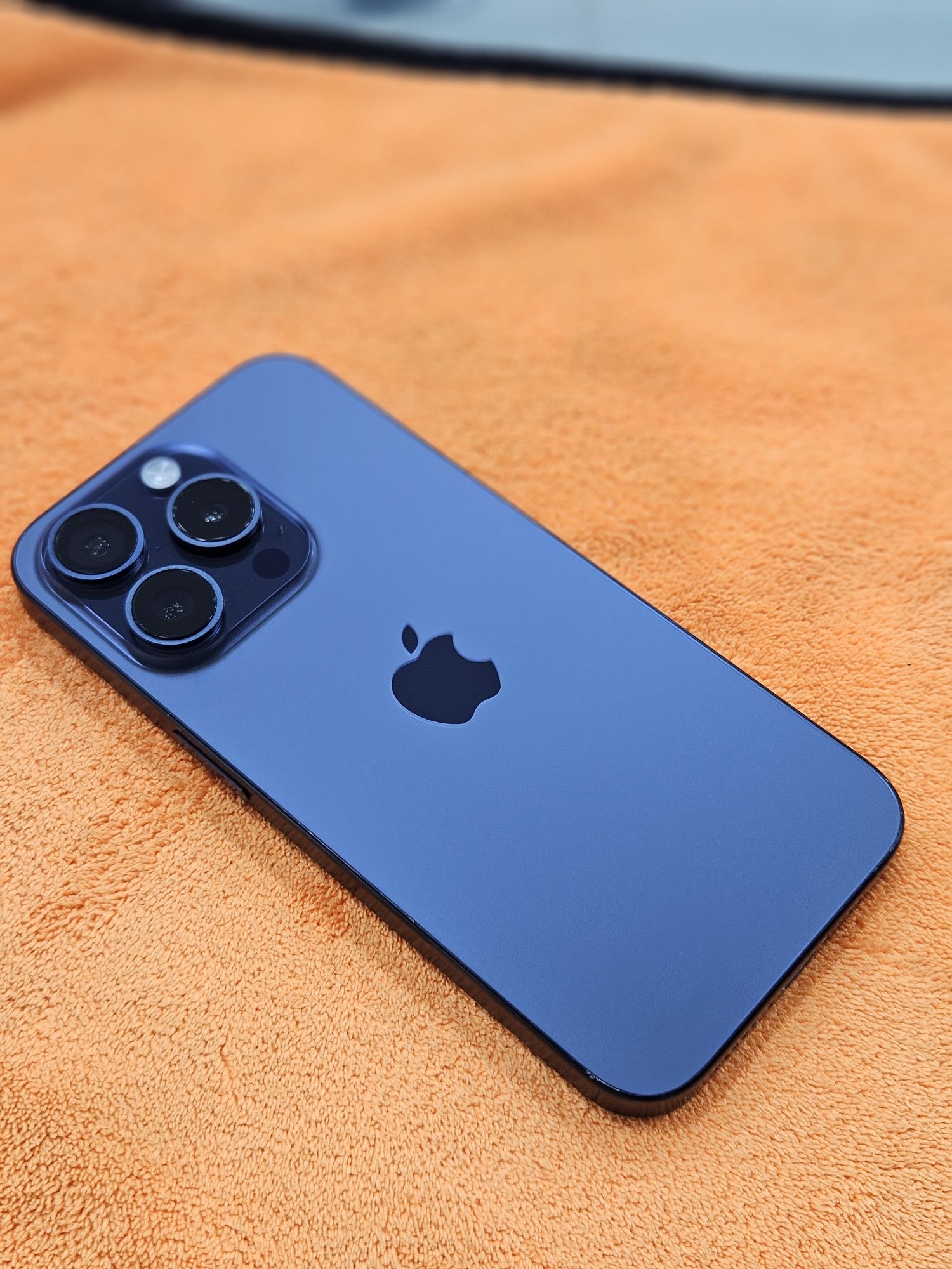 Iphone 15 pro 128 Gb