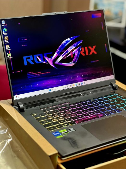 Asus Rog Strix G16 I7 13650HX/4060 140W/16GB DDR5/1TB NVME