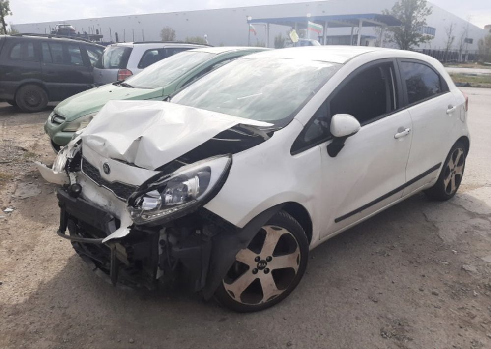 Kia rio 1.1CRDI на части