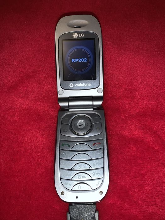Telefon LG cu butoane pt seniori