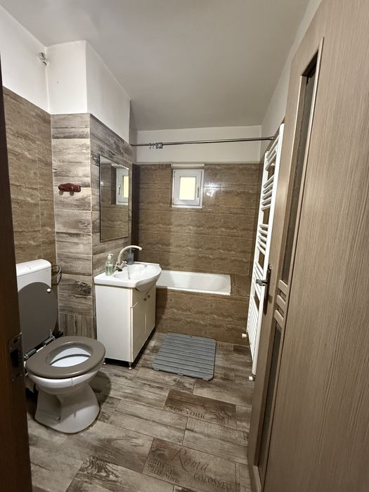 Apartament 2 camere, complet utilat zona Rovine - cazare termen scurt