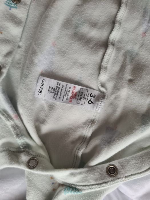 Lot salopete George cu motive de Craciun