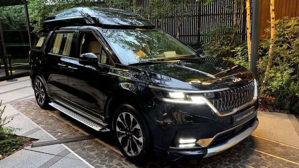 Kia Carnival Hi-Limousine Full