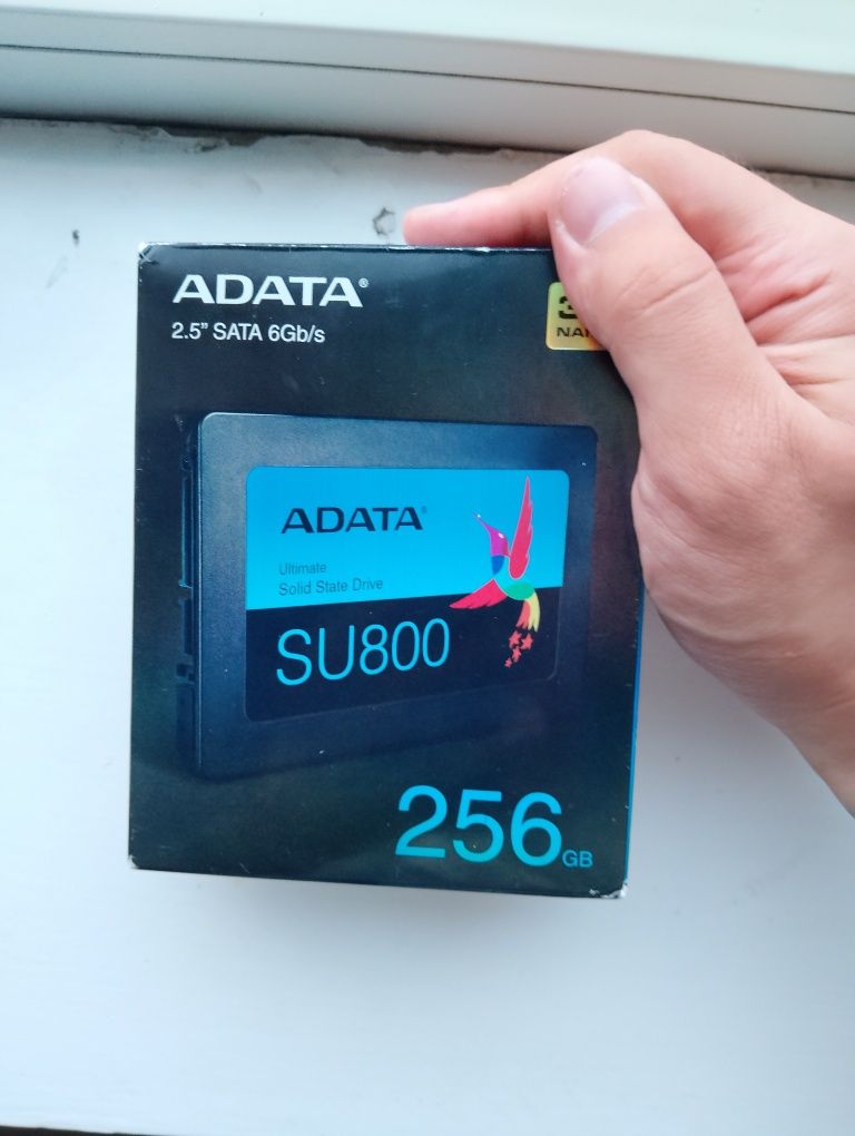 Ssd adata su800 256gb