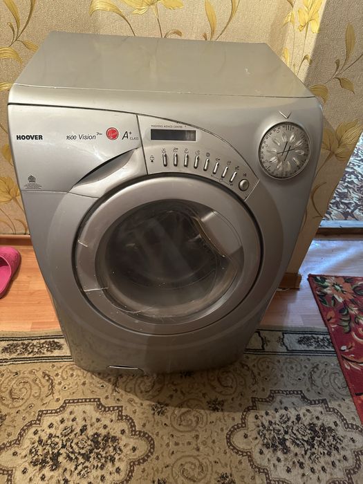 Продаеться стиральная машина автомат 7кг обороты 16