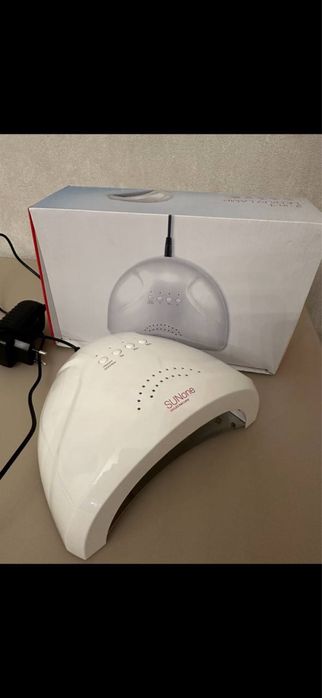 LED лампа для маникюра