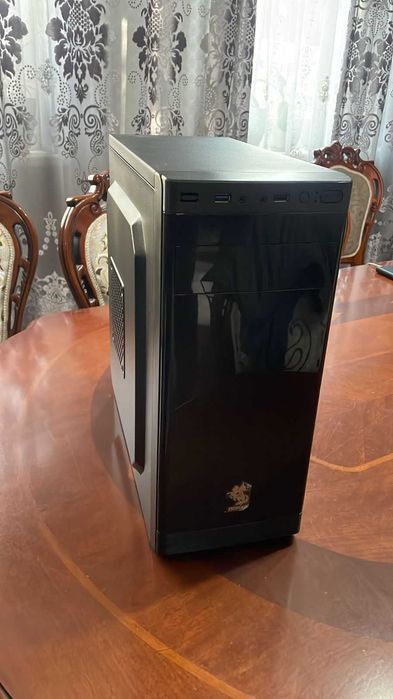 ПК i3-10100 / 8GB RAM / SSD 256GB / Монитор ACER 23,8