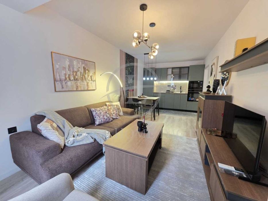 Продава се Тристаен апартамент в Пловдив, Кършияка - 61 кв.м за 2755 €/кв.м - Снимка #1