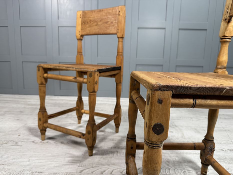 Рустикални трапезни столове К055