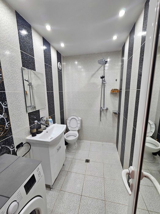 Дава се под наем Тристаен апартамент в Стамболийски - 90 кв.м за 612 € - Снимка #7