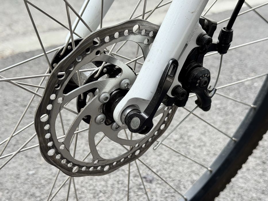 Bicicleta Pegas Hoinar 1 / 8s 28" cu dublu portbagaj.