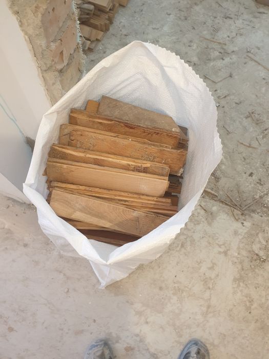 Продавам буков паркет