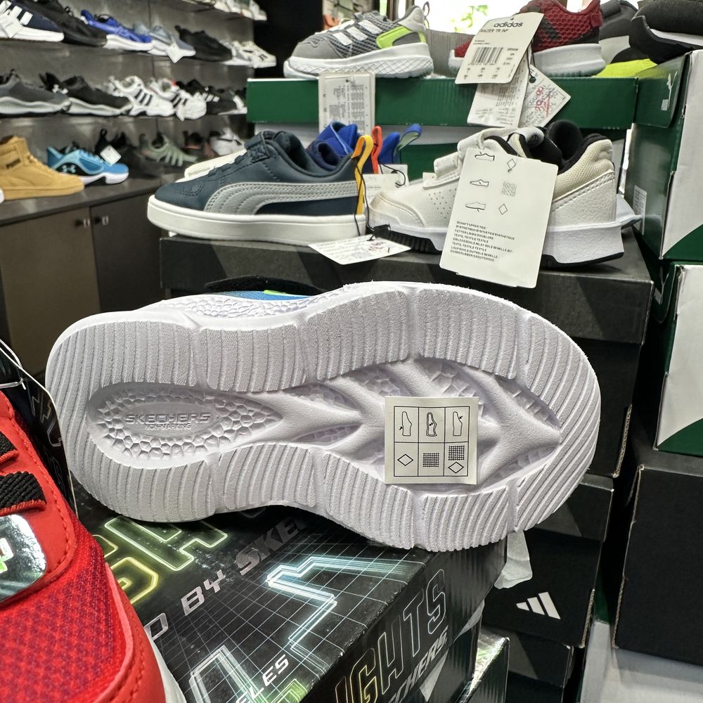 23;24;25;26 Skechers light Meteor | Светещи маратонки