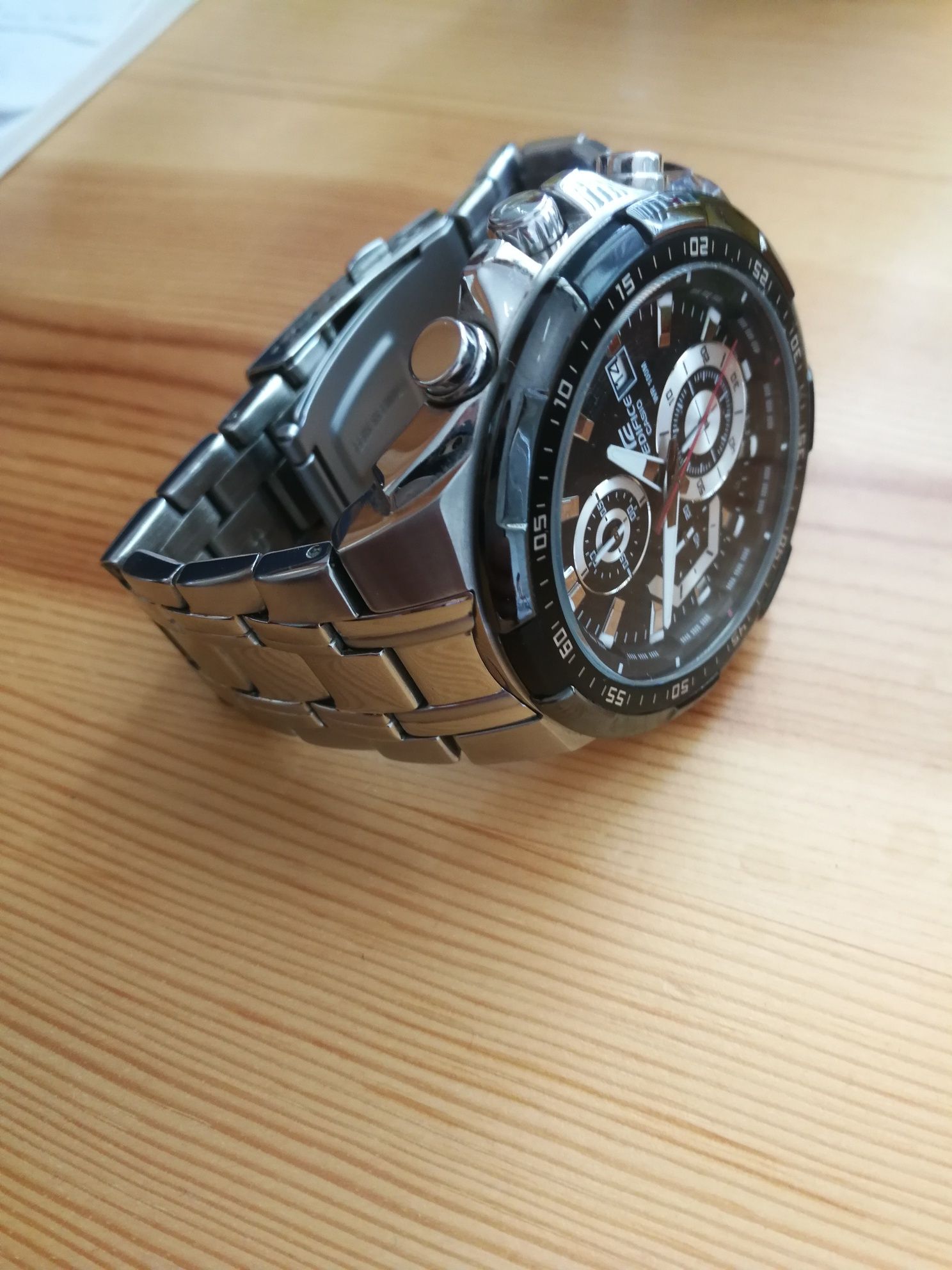 Casio edifice като нов