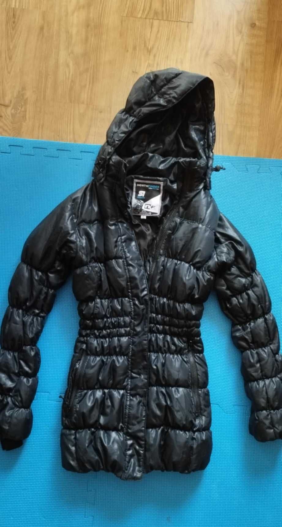Дамско черно яке North Finder
