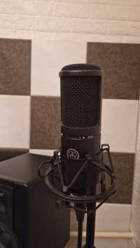 Продам конденсаторный микрофон AKG P120