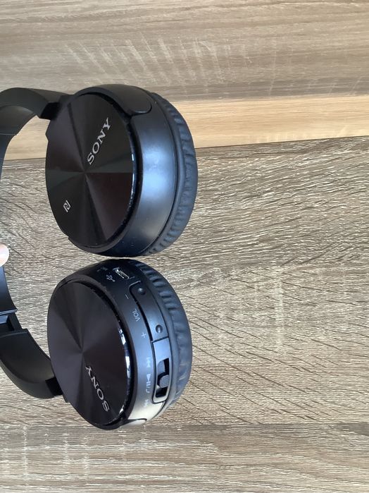 SONY, оригинални безжични слушалки