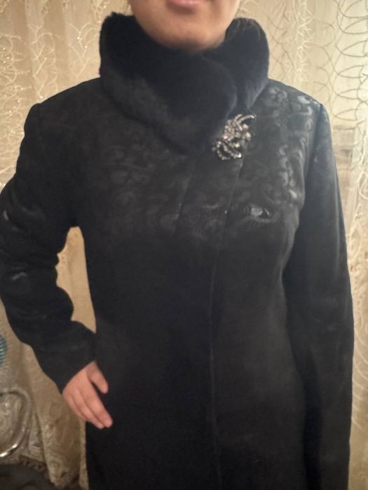 Пальто 250мын етик 250мын