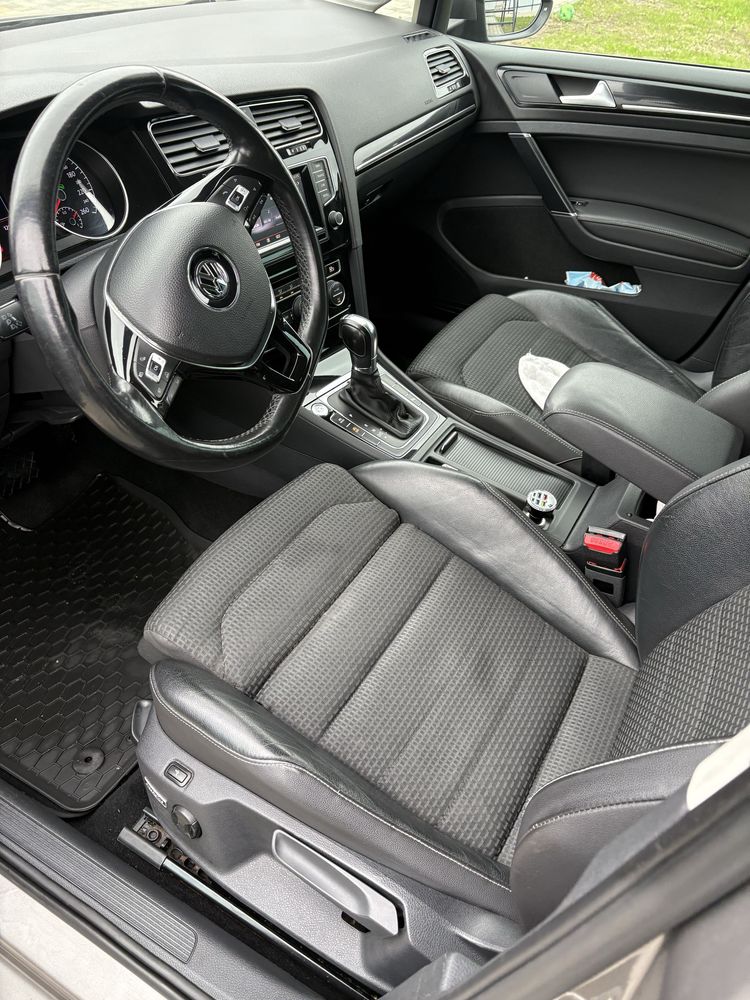 Volkswagen Golf 7 R line