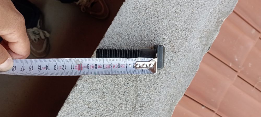 Болтове за скания 6лв за бр.