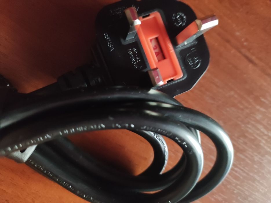 Кабель для компьютера